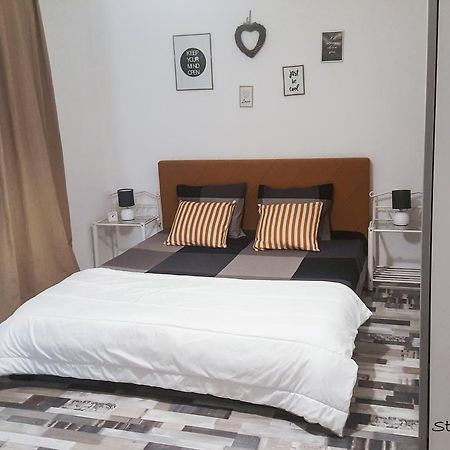 Studio Central Exer II Бухарест Экстерьер фото