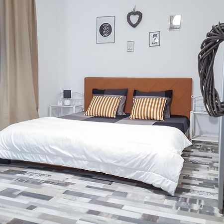 Studio Central Exer II Бухарест Экстерьер фото